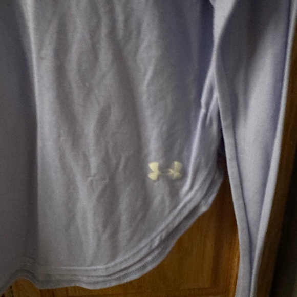Under Armour long sleeve - Picture 3 of 4